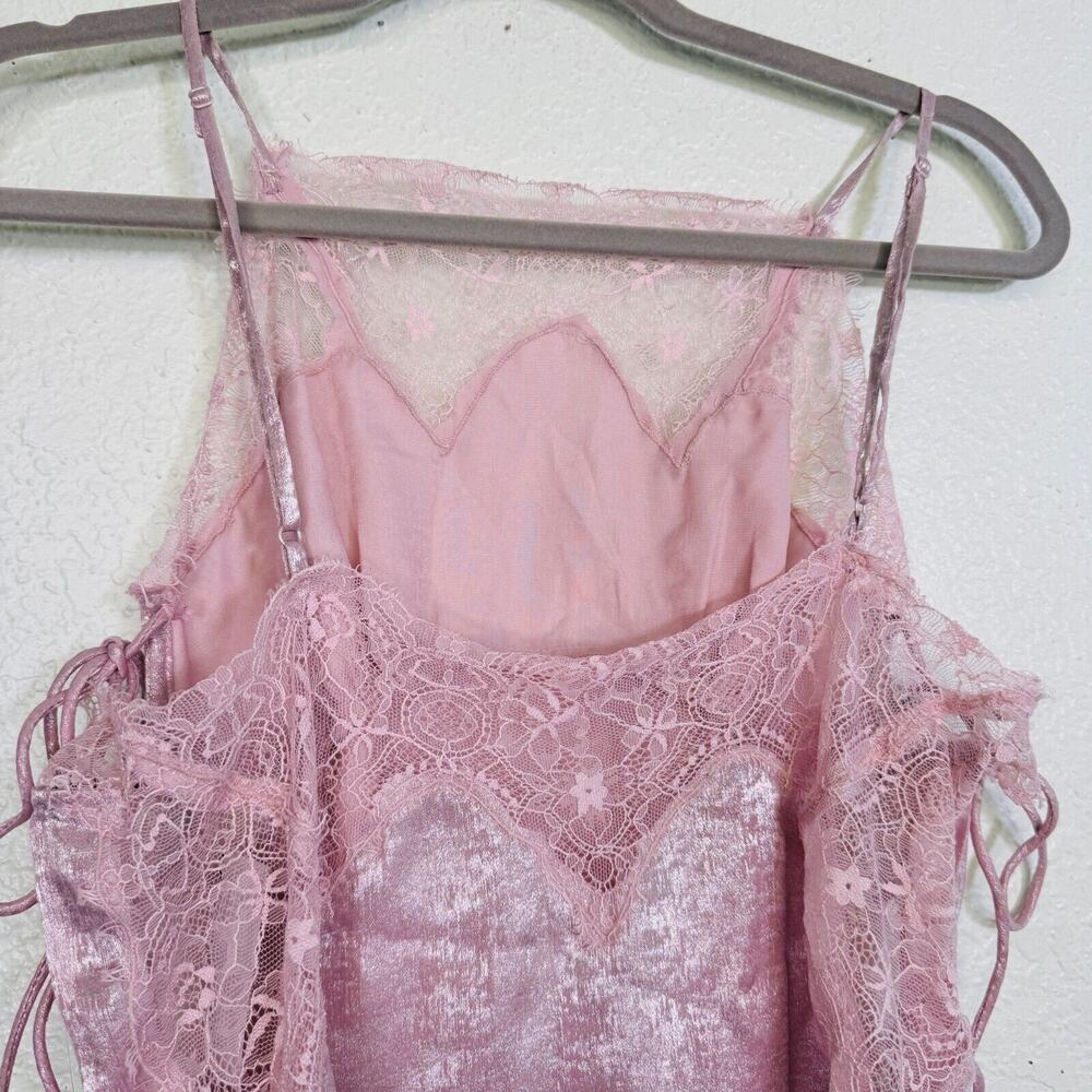 Free People Top Womens Small Shimmer On Cami Satin Lace Blouse Romantic Pink NEW - Picture 7 of 10